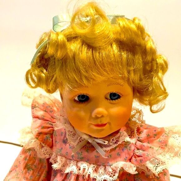 MARY TRETTER'S, ASHTON DRAKE PORCELAIN DOLL - Picture 1 of 8